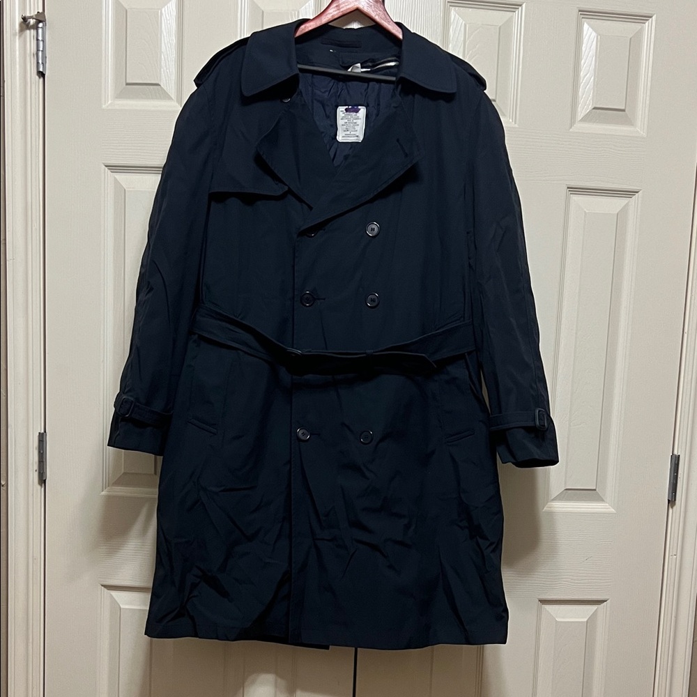 Classic Navy Overcoat Removable Liner Size 44R